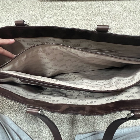 Michael Kors Suede Tote Laptop bag - Picture 10 of 12